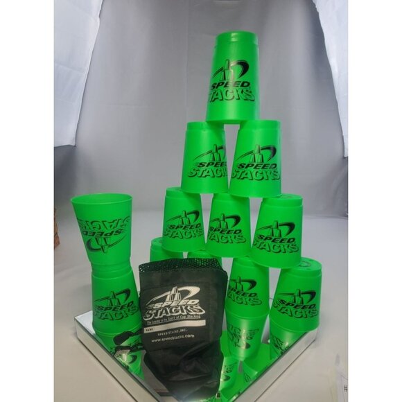 Speed Stacks 12 Cups Competition Stackers Green WSSA w/ Mesh Bag - Picture 5 of 5